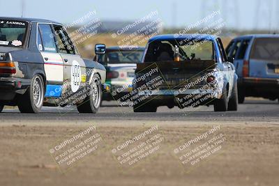 media/Oct-02-2022-24 Hours of Lemons (Sun) [[cb81b089e1]]/1030am (Sunrise Back Shots)/